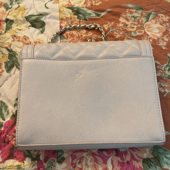 Cream Quilted Crossbody Purse with Gold Chain Mossimo Target faux Leather - Picture 7 of 12